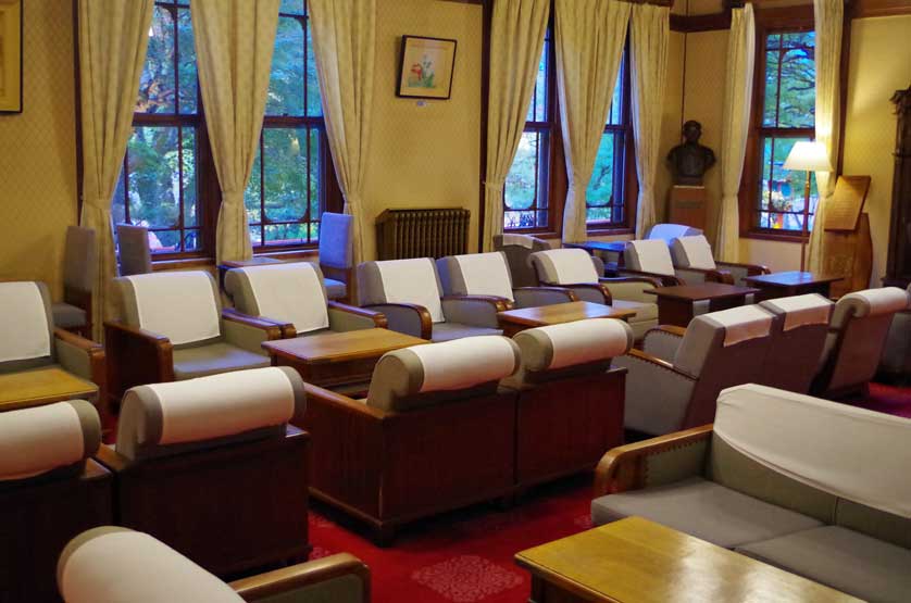 The elegant Tea Lounge.