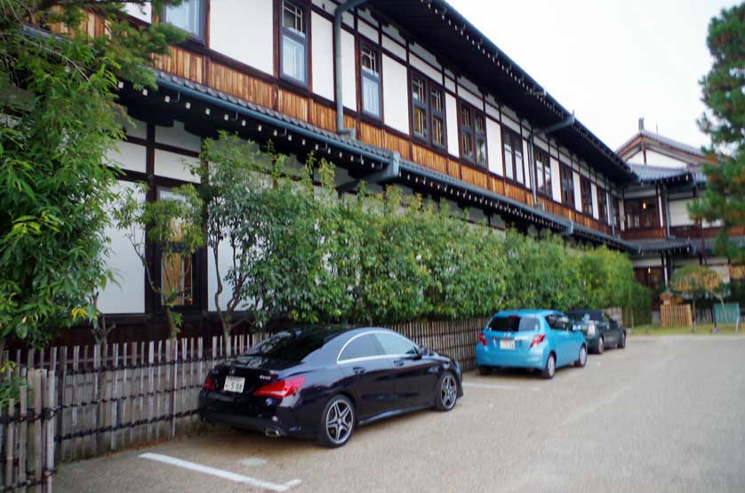 The exterior of the hotel.